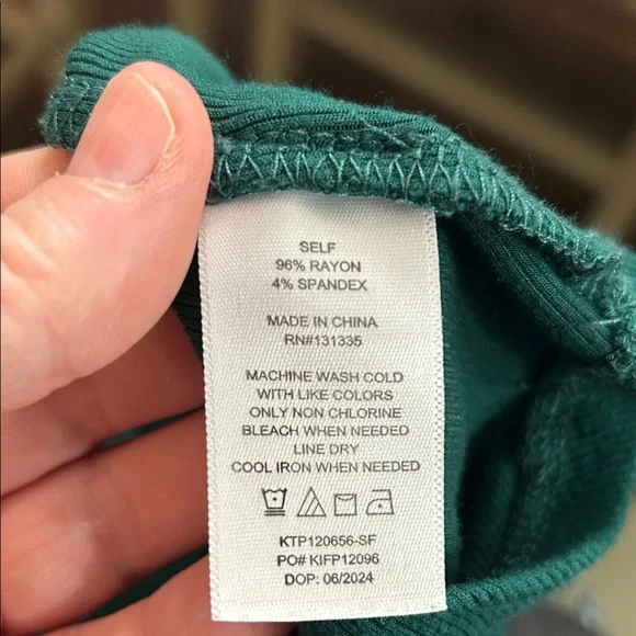 Dark Green Long Sleeve Women's Top - Picture 6 of 6